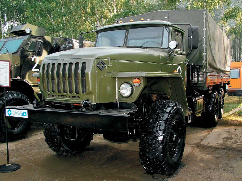Автомобиль УРАЛ-43206