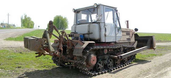 Т150 на гусеницах