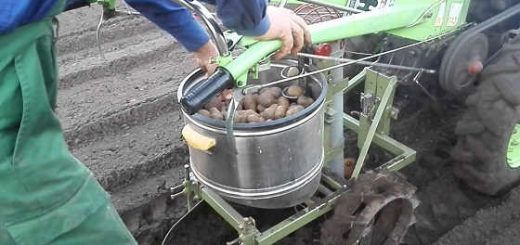 Картофелесажалка для минитрактора