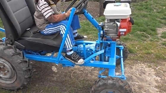 Простенький самодельный минитрактор