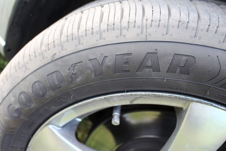 Дворники автомобильные goodyear