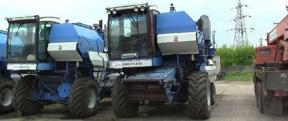 Комбайн ЕНИСЕЙ-1200-1НМ