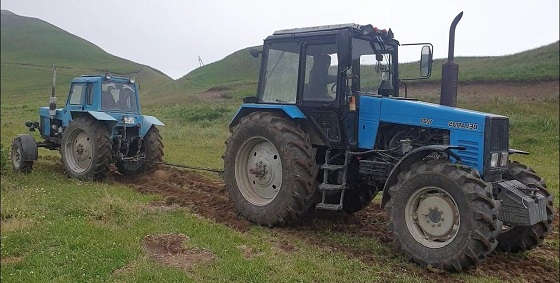 Трактор Беларус 1221 против МТЗ 82