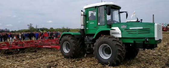 Трактор ХТЗ-160У