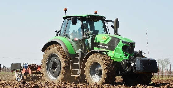 Deutz 6215