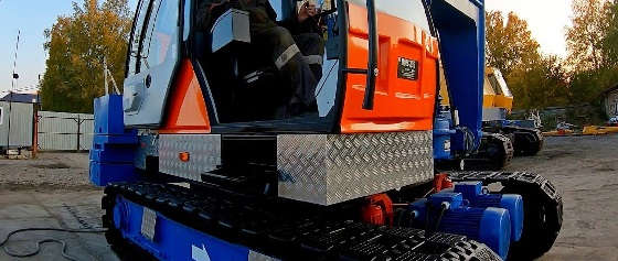 комфортная кабина крановщика на старый гусеничный кран