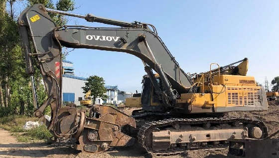 Volvo EC700B