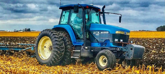 Holland 8770 GENESIS