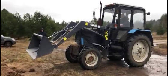 Установка фронтального погрузчика METAL FACH T209