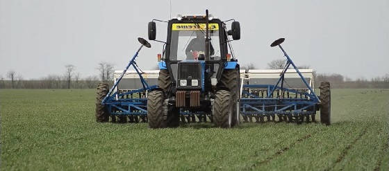 Подкормка озимого ячменя сеялками СЗ-5,4