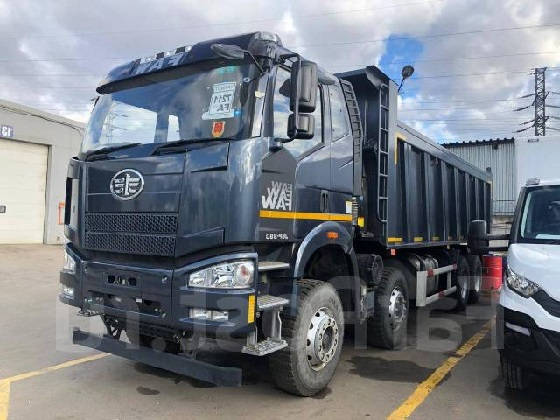 Китайский грузовик ФАВ 8х4