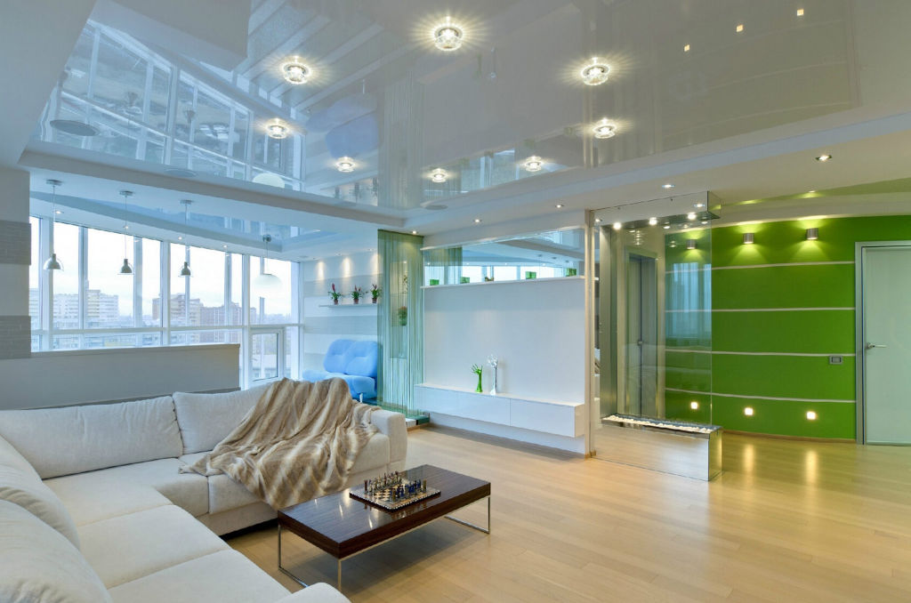 Преимущества натяжного потолка