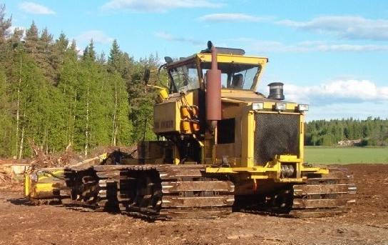 Финский гусеничный трактор SUOKKO 450