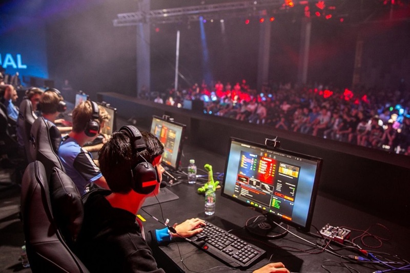 Киберспорт