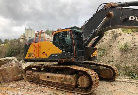 Volvo EC750