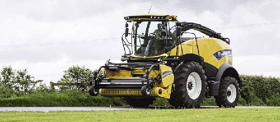 New Holland FR650