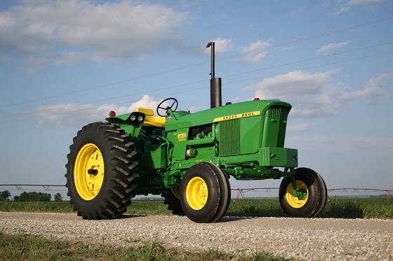 JOHN DEERE 4020