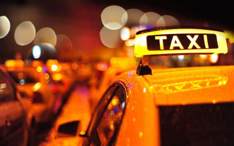 Услуги такси в Киеве