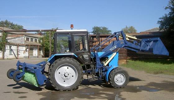 Коммунальная машина на базе МТЗ-82.1