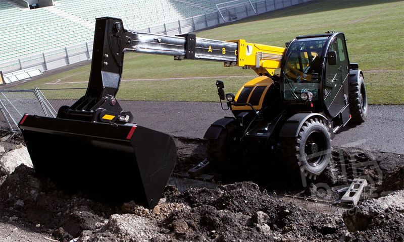 телескопический погрузчик
