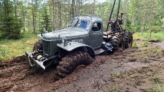 ЗИЛ-157 на ОГРОМНЫХ колесах