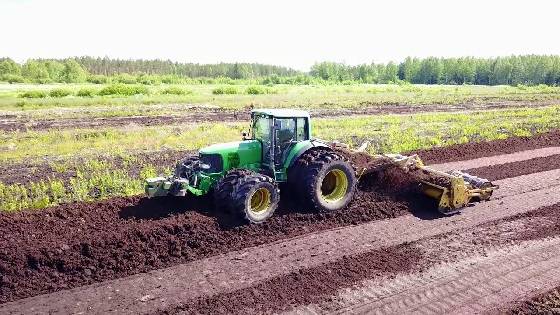 финский бровкорез для работы на торфяных полях