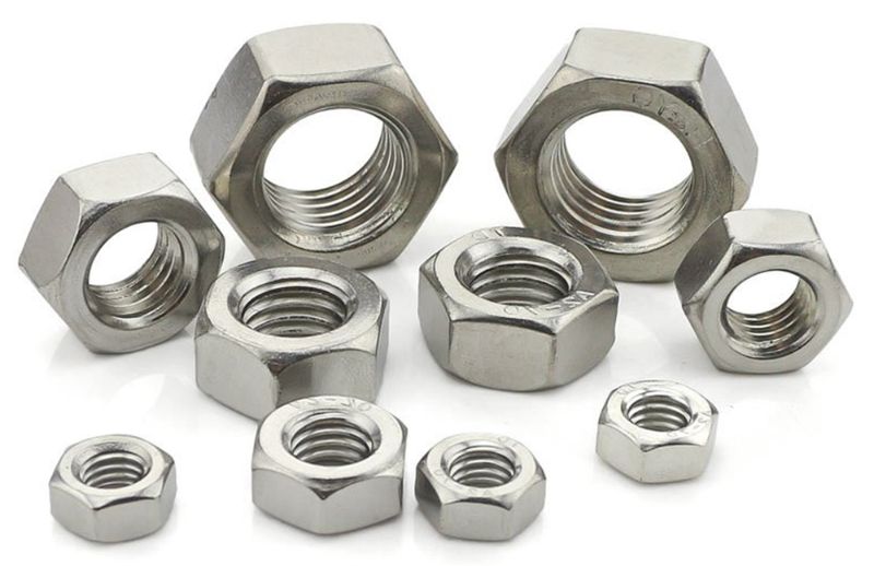 Шестигранные гайки