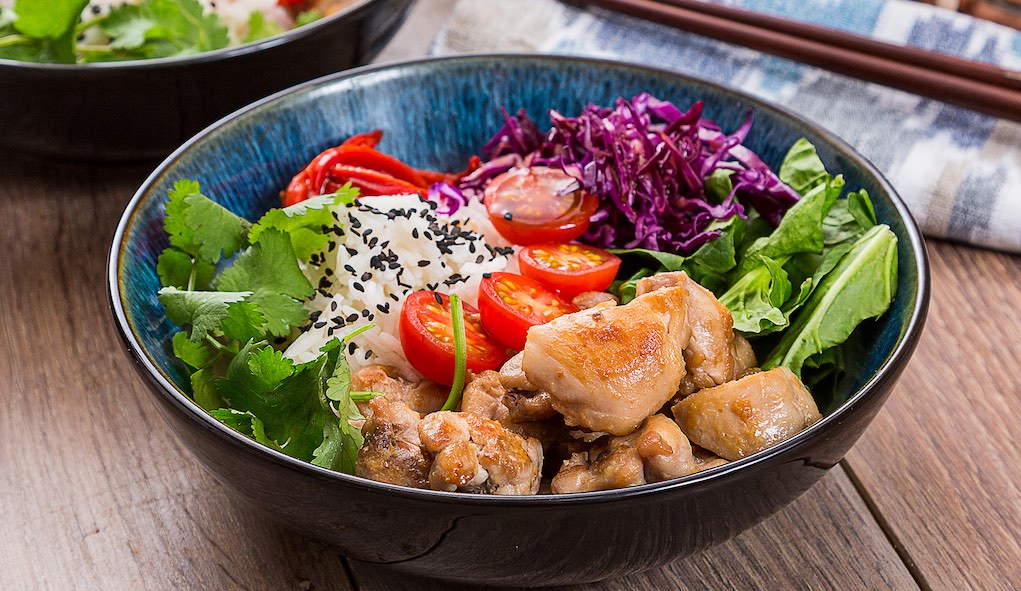 Традиционное блюдо Поке