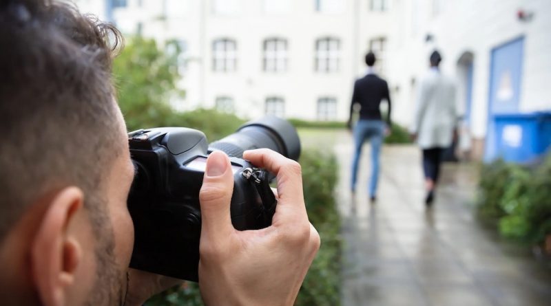 Слежка за супругом