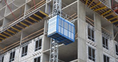 Подъемник грузопассажирский строительный