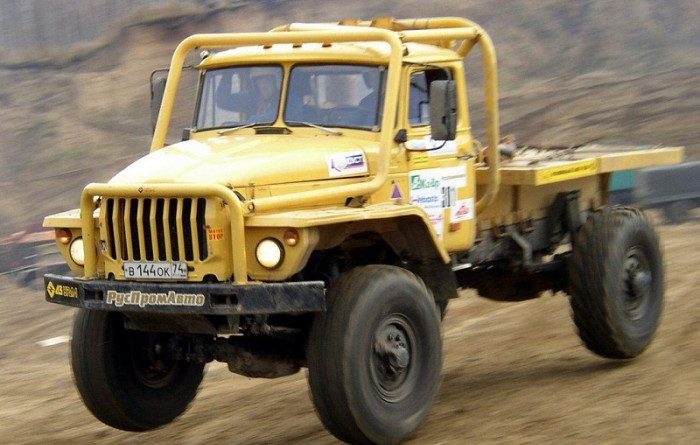 Регулировка давления в шинах автомобиля Урал